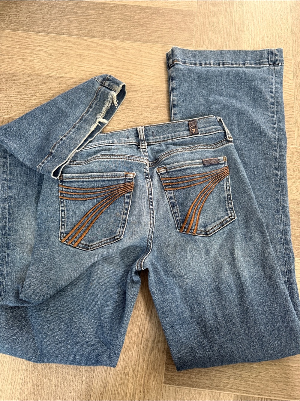 7 For All Mankind Blue Denim Flare Jeans with Contrast Stitching - Picture 3 of 4